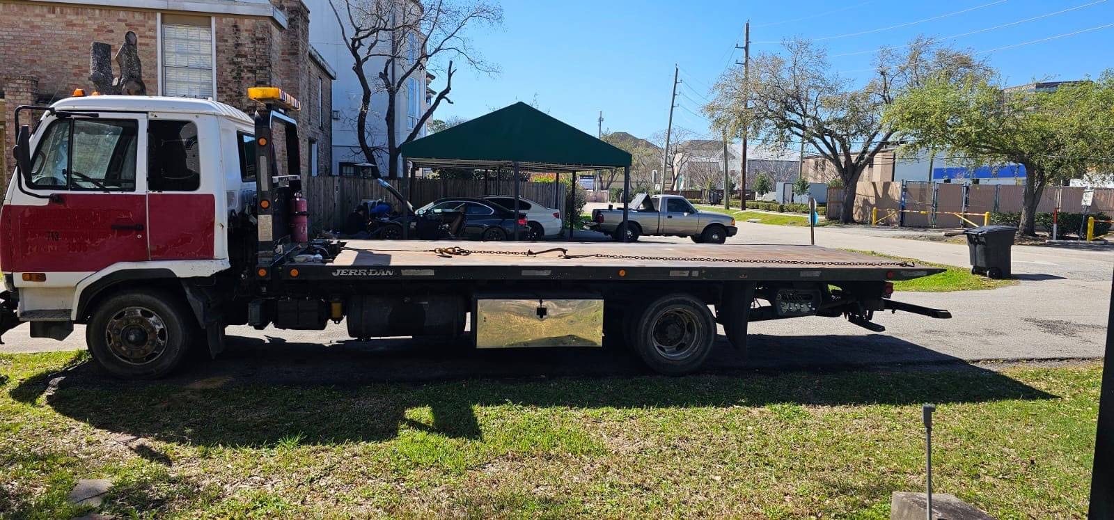 Alkiswani Towing Truck